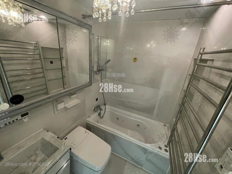 半岛豪庭 售盘 3 房 791 平方尺