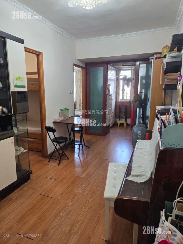 定安大厦 售盘 3 房 , 2 浴室 461 平方尺