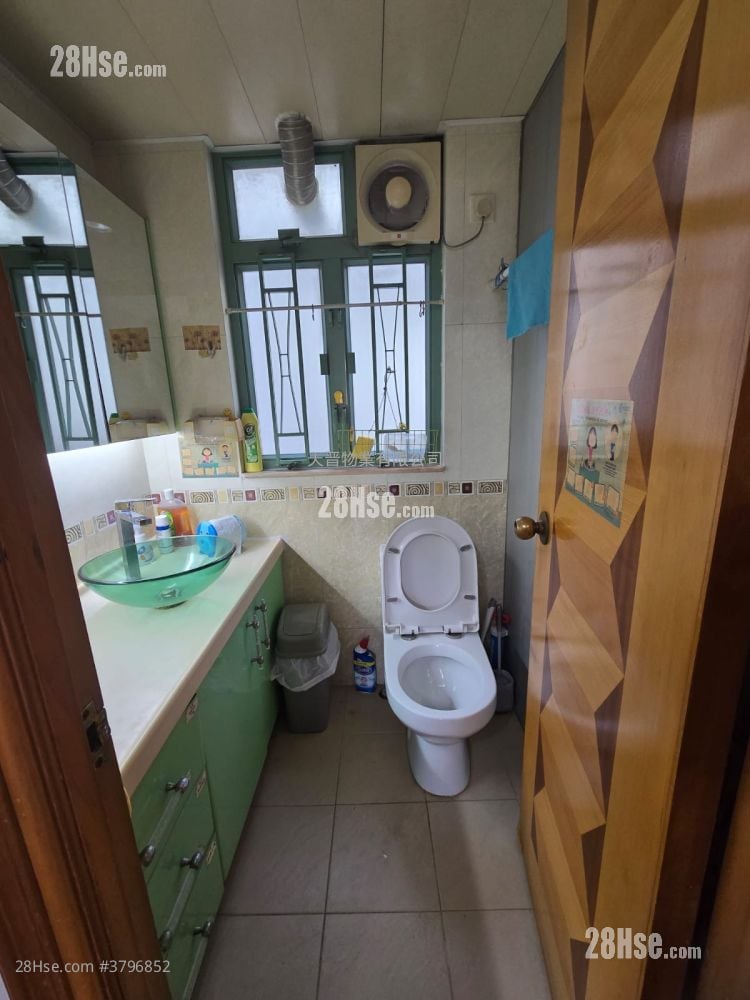 定安大厦 售盘 3 房 , 2 浴室 461 平方尺