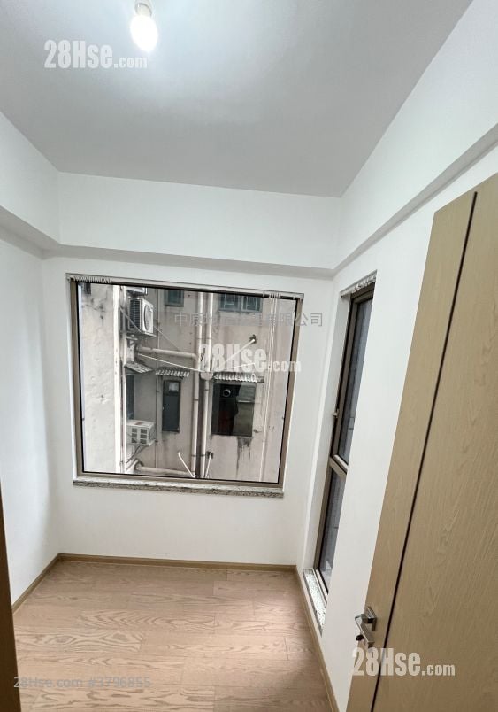 Seaside Sonata Sell 3 Bedrooms 786 ft²