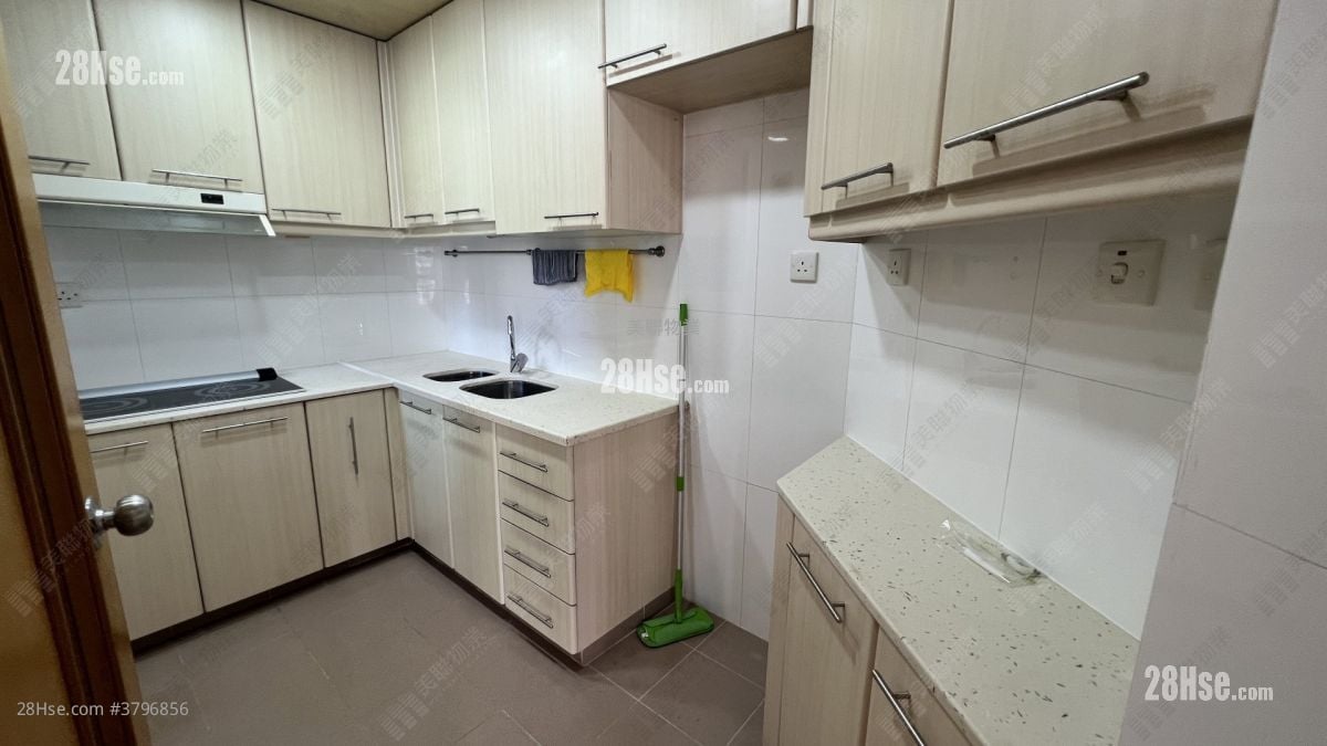 海怡半岛 售盘 3 房 633 平方尺