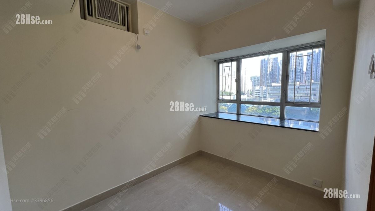 海怡半岛 售盘 3 房 633 平方尺