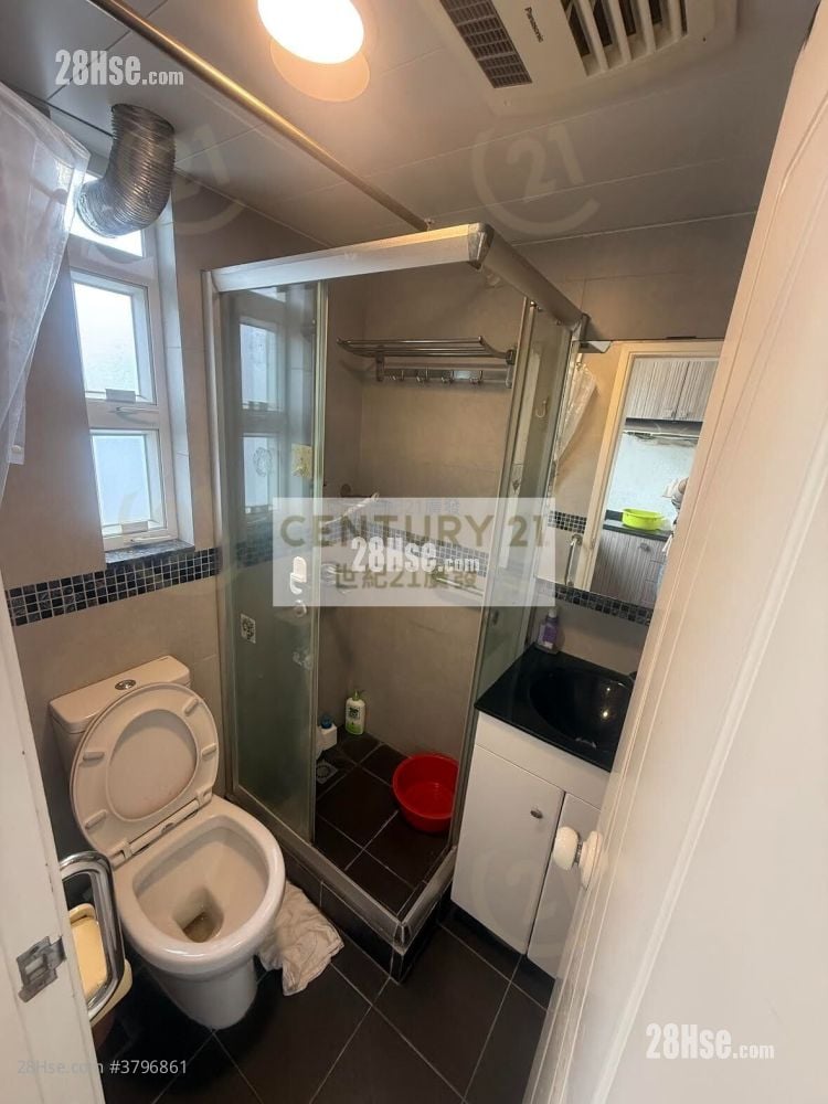 单幢楼房 售盘 1 房 , 1 浴室 320 平方尺