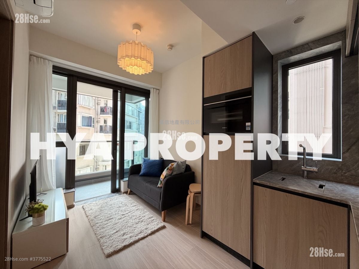 The Hilltop Rental 1 Bedroom , 1 Bathroom 333 ft²