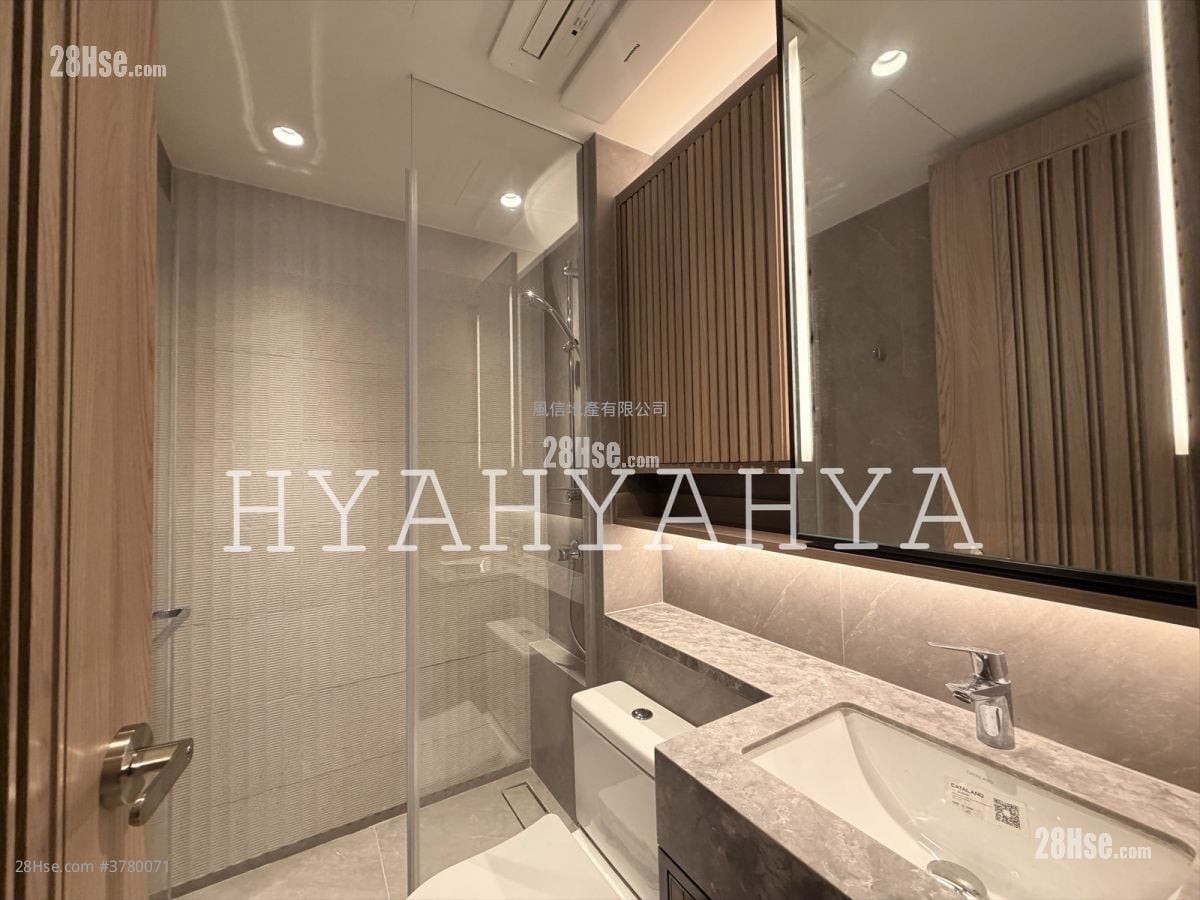 The Hilltop Rental 2 Bedrooms , 1 Bathroom 444 ft²