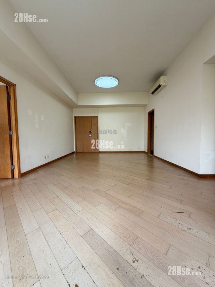 Avignon Rental 5+ Bedrooms , 4 Bathrooms 1,272 ft²