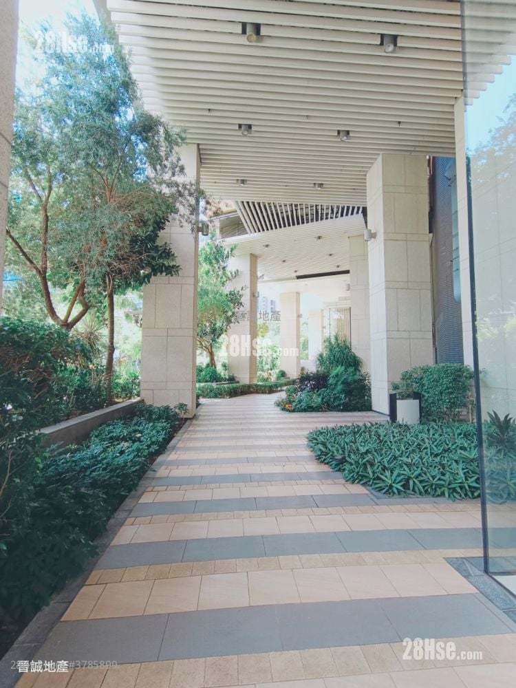 Avignon Rental 5+ Bedrooms , 4 Bathrooms 1,272 ft²