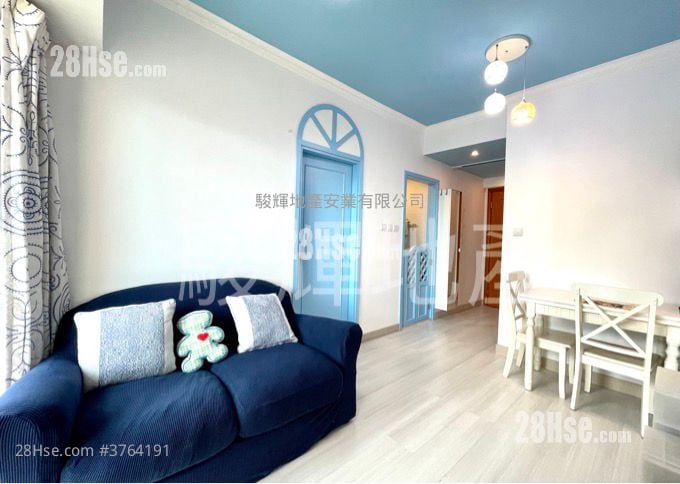 时尚华庭 售盘 1 房 , 1 浴室 335 平方尺