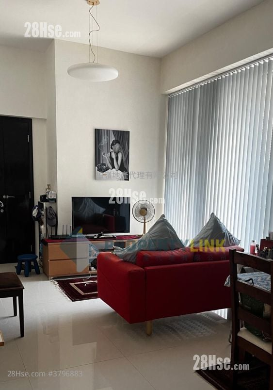 Conduit 18 Sell 3 Bedrooms , 2 Bathrooms 920 ft²