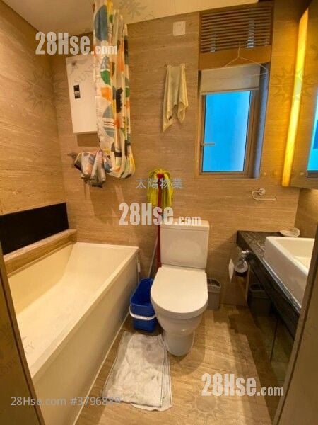 Harbour Place Sell 2 Bedrooms 481 ft²