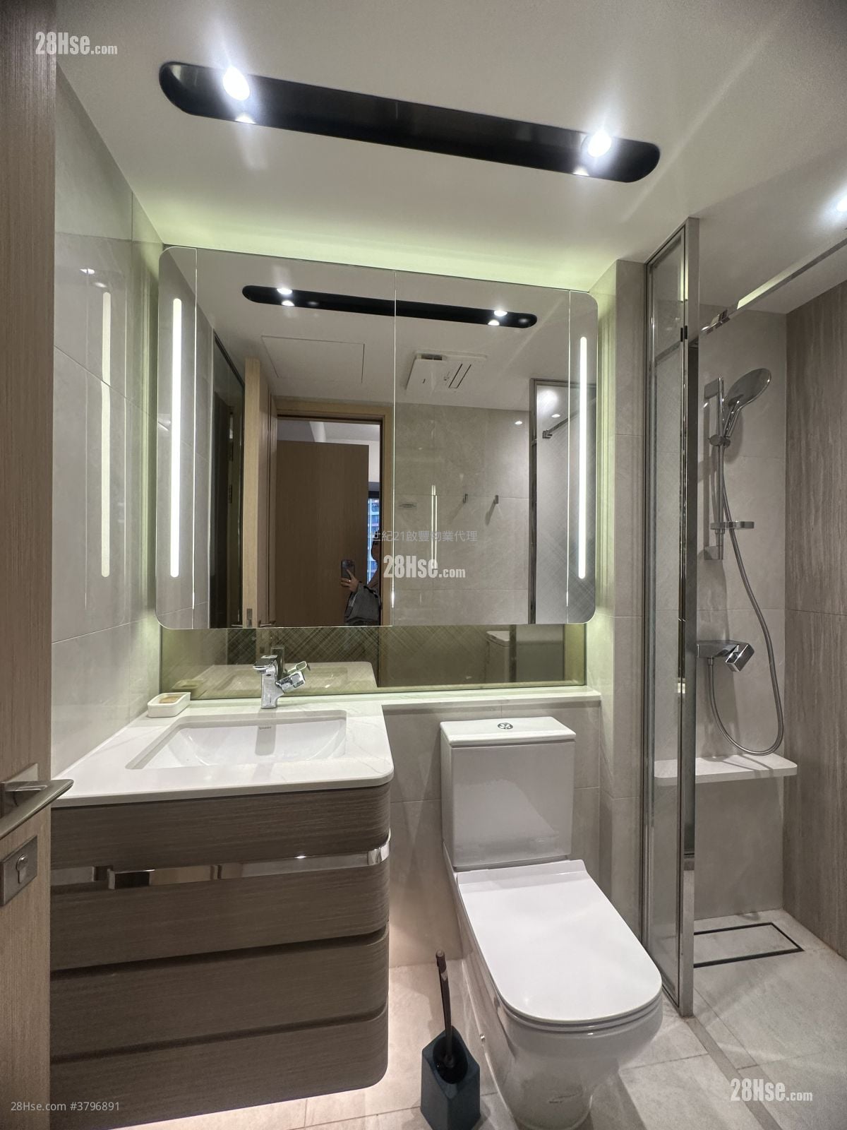 K. Summit Rental 1 Bedroom , 1 Bathroom 325 ft²