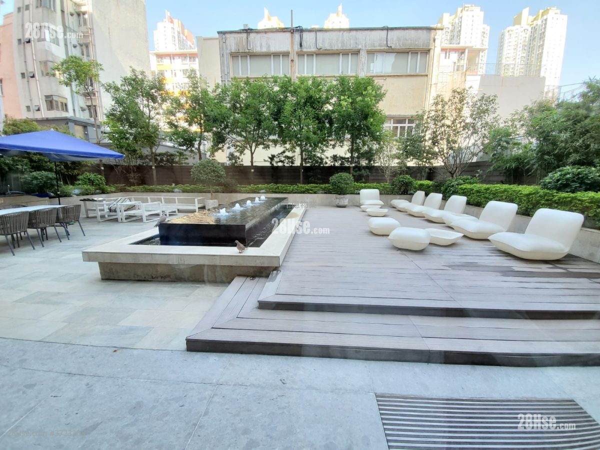 Highpoint Sell 2 Bedrooms 423 ft²