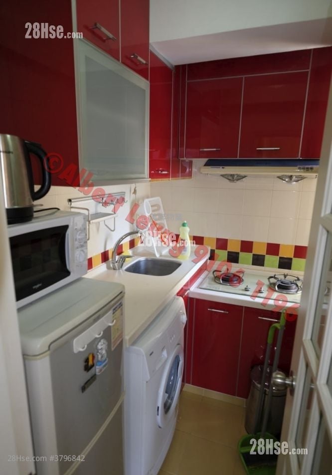 伟华中心 售盘 2 房 , 1 浴室 297 平方尺