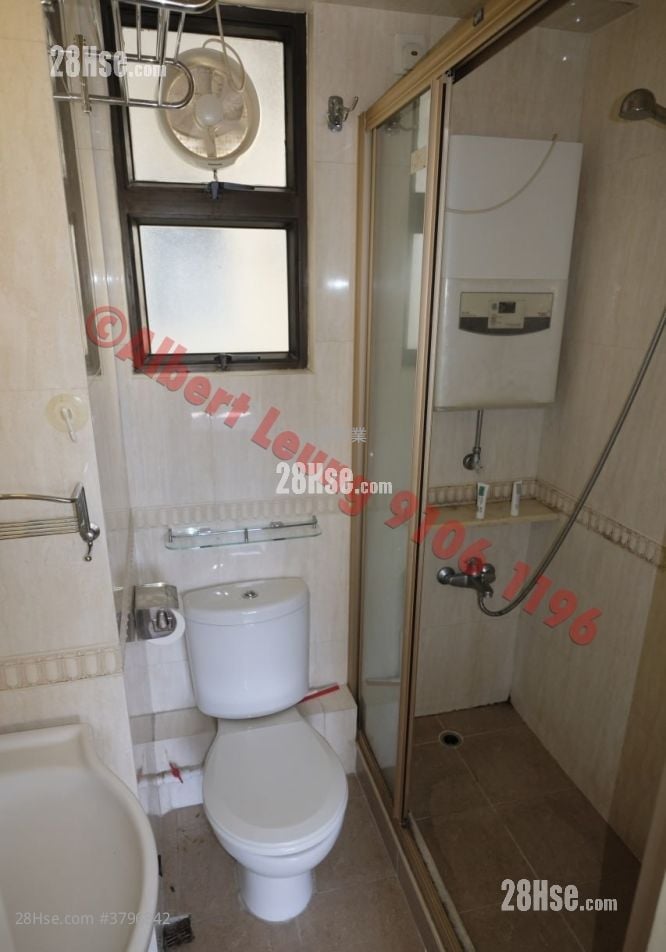 伟华中心 售盘 2 房 , 1 浴室 297 平方尺