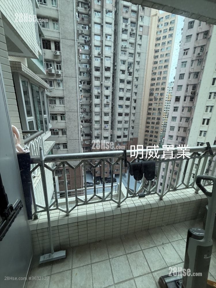 Paradise Square Sell 1 Bedroom , 1 Bathroom 368 ft²