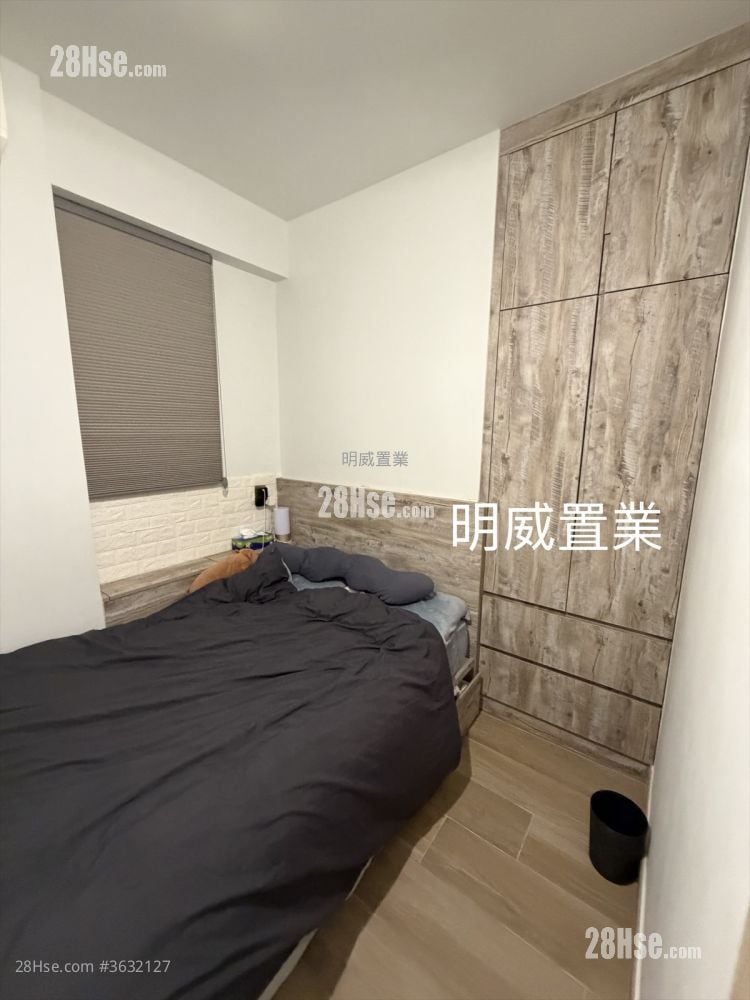 Paradise Square Sell 1 Bedroom , 1 Bathroom 368 ft²