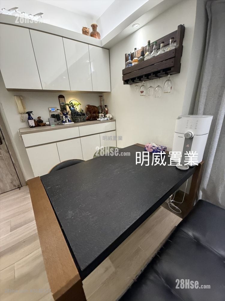 Paradise Square Sell 1 Bedroom , 1 Bathroom 368 ft²