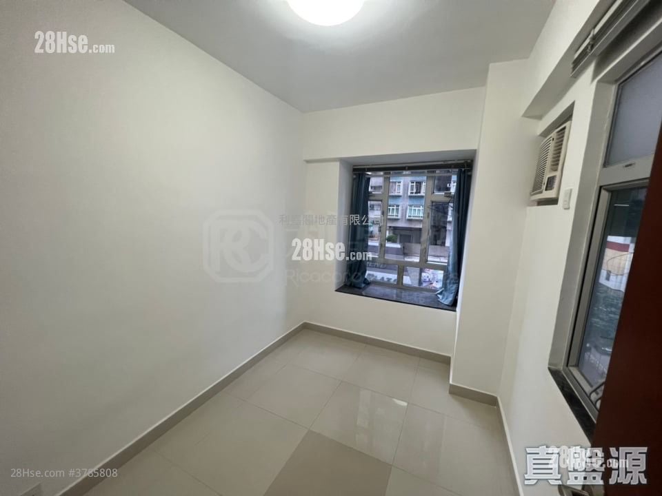 Trend Plaza Sell 2 Bedrooms , 1 Bathroom 325 ft²