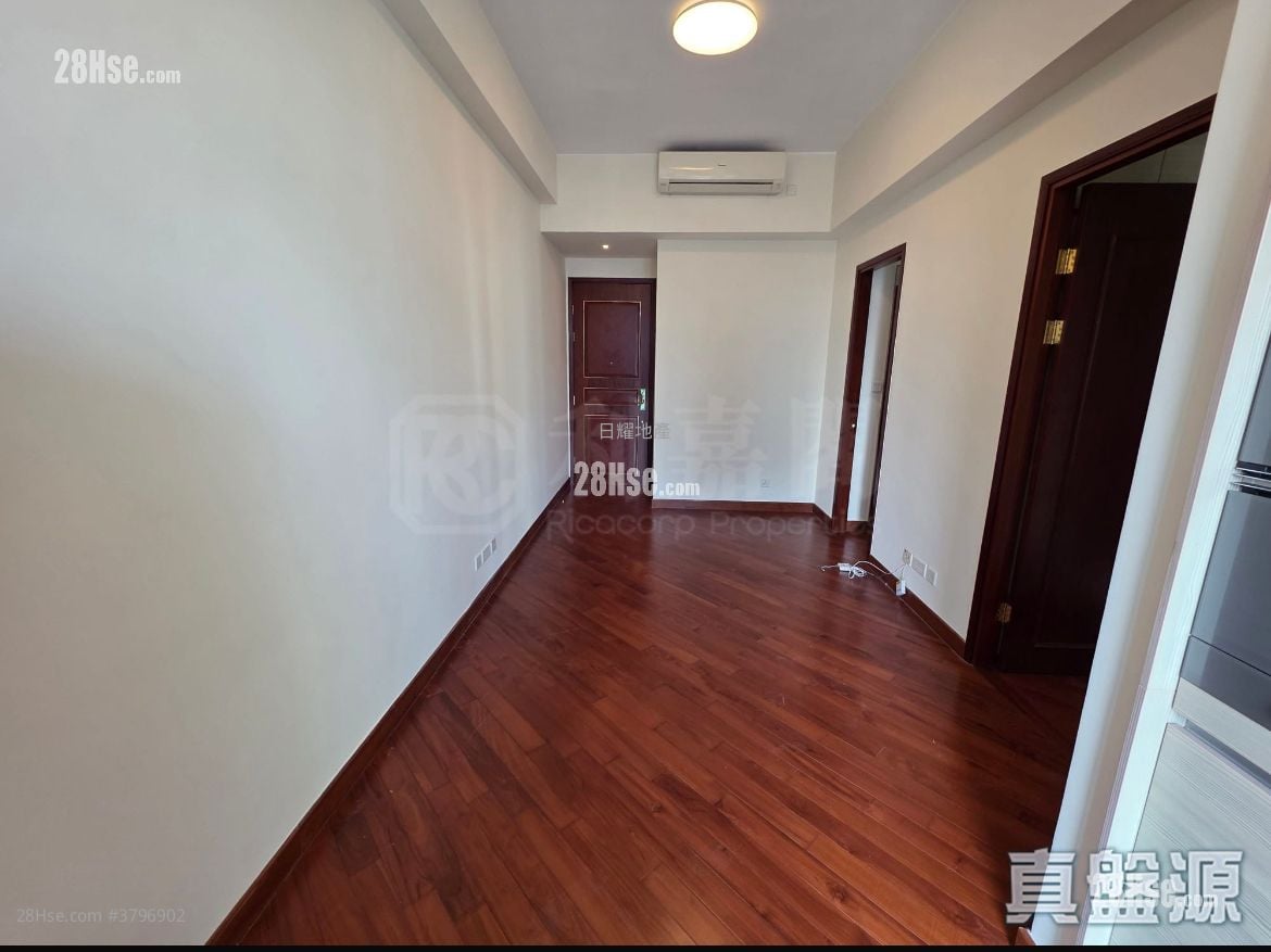 The Avenue Rental 2 Bedrooms , 2 Bathrooms 760 ft²
