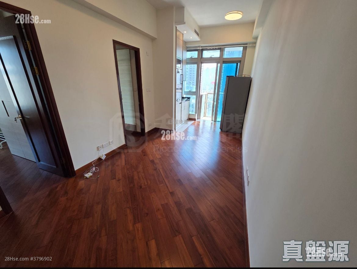 The Avenue Rental 2 Bedrooms , 2 Bathrooms 760 ft²