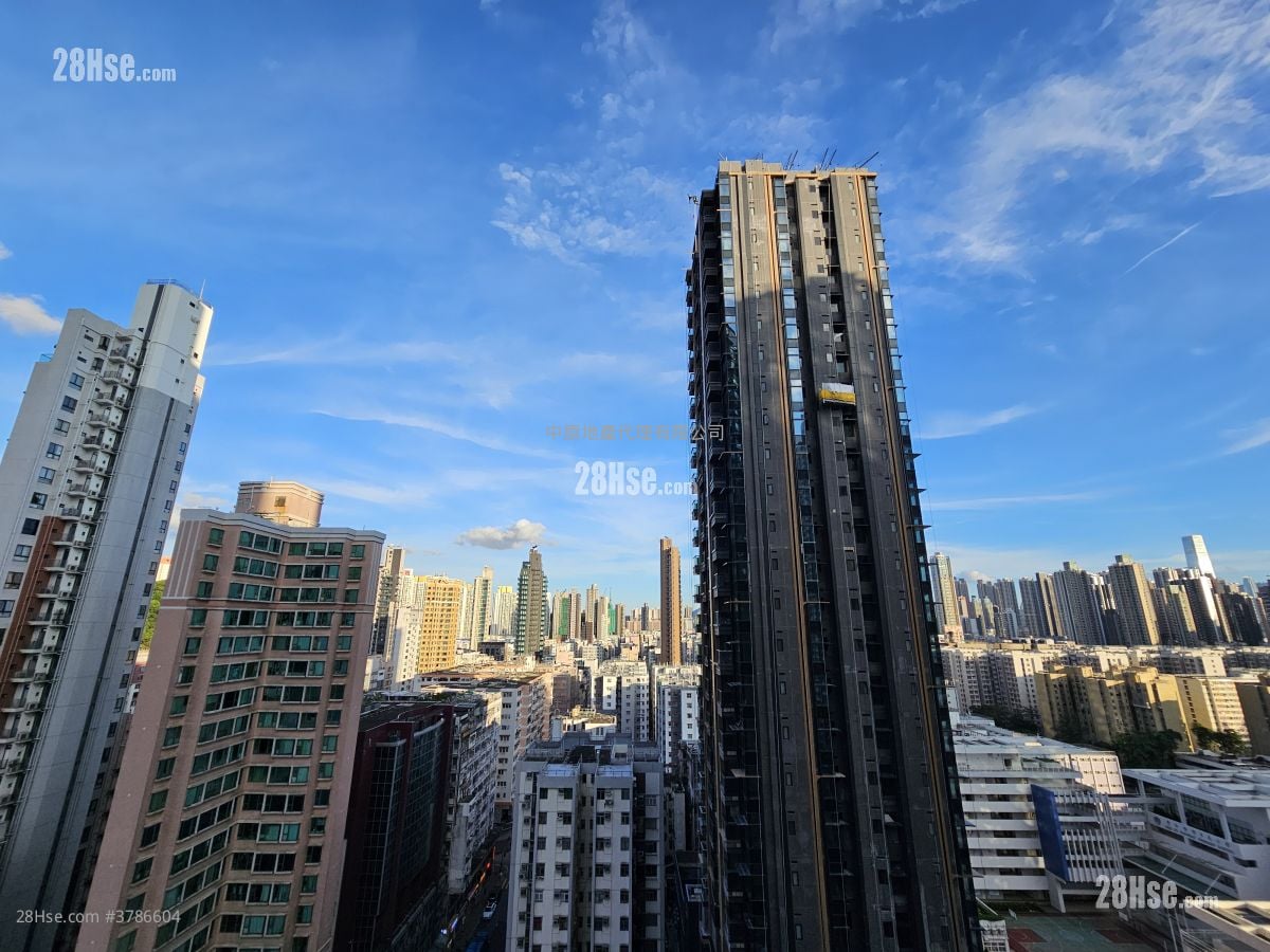 The Vertex Rental 2 Bedrooms , 1 Bathroom 517 ft²