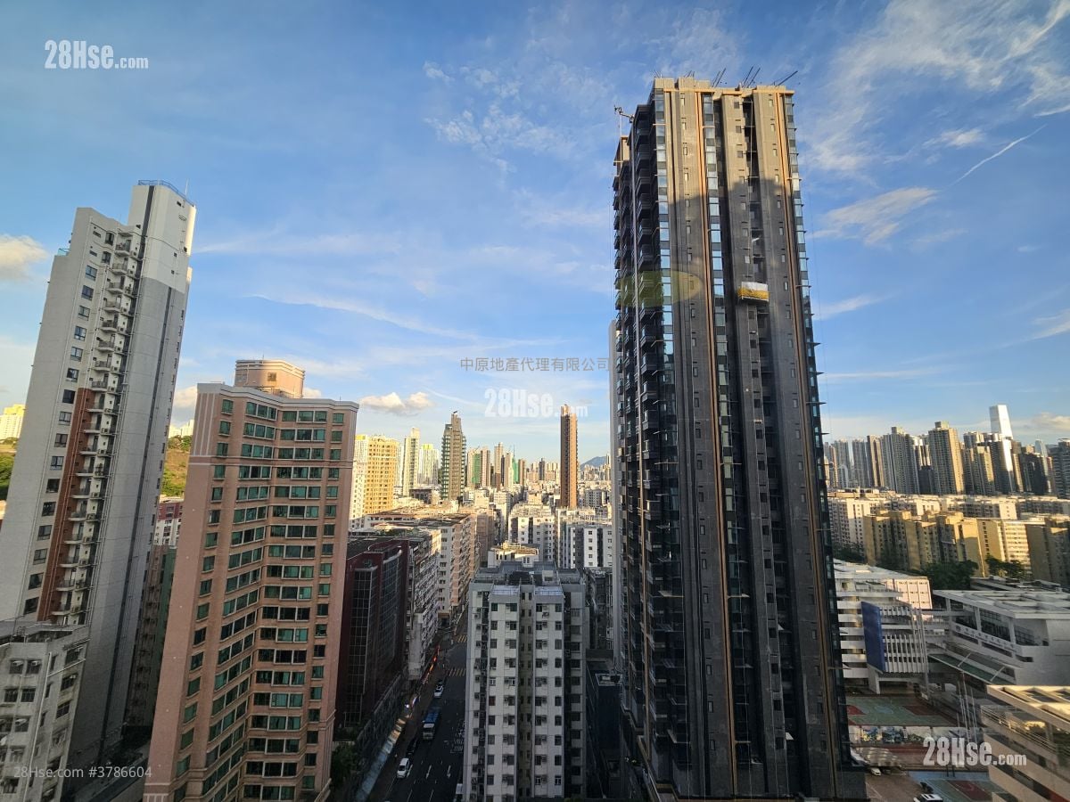 The Vertex Rental 2 Bedrooms , 1 Bathroom 517 ft²