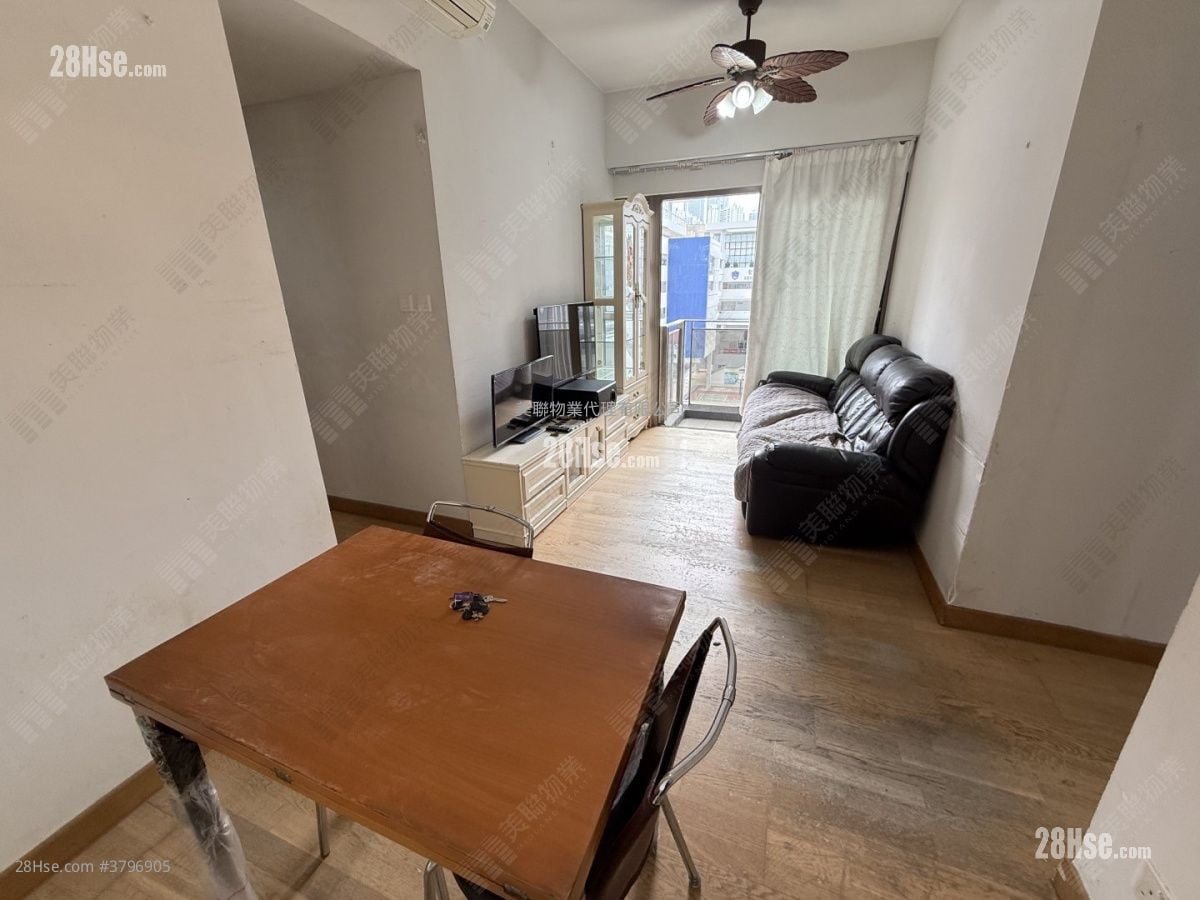 Residence 228 Sell 3 Bedrooms 543 ft²