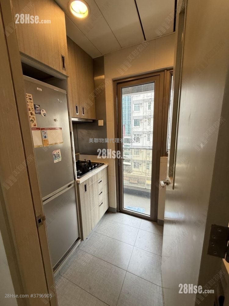 Residence 228 Sell 3 Bedrooms 543 ft²