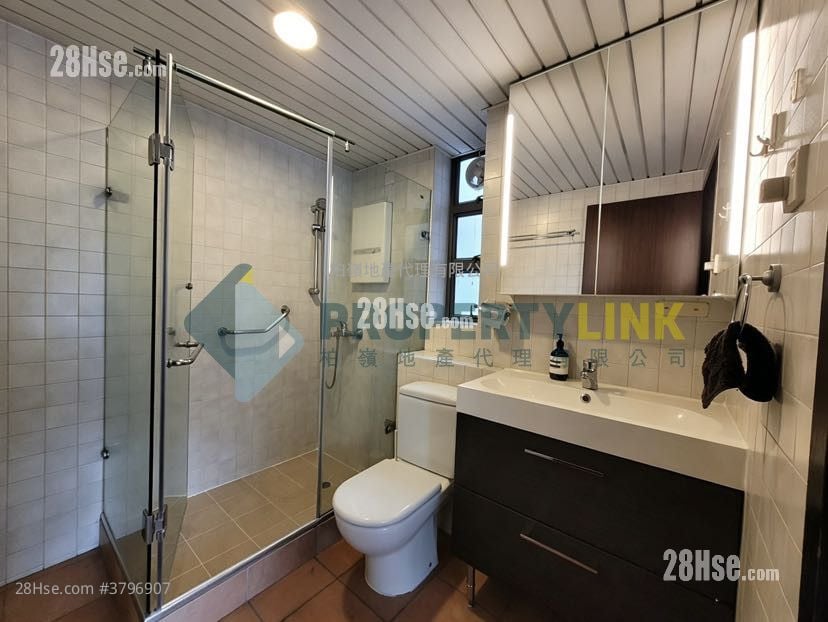 Hollywood Terrace Sell 2 Bedrooms , 1 Bathroom 615 ft²