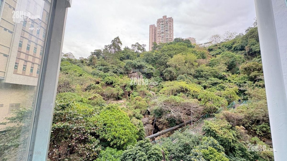 Kam Ping Mansion Sell 2 Bedrooms , 1 Bathroom 556 ft²