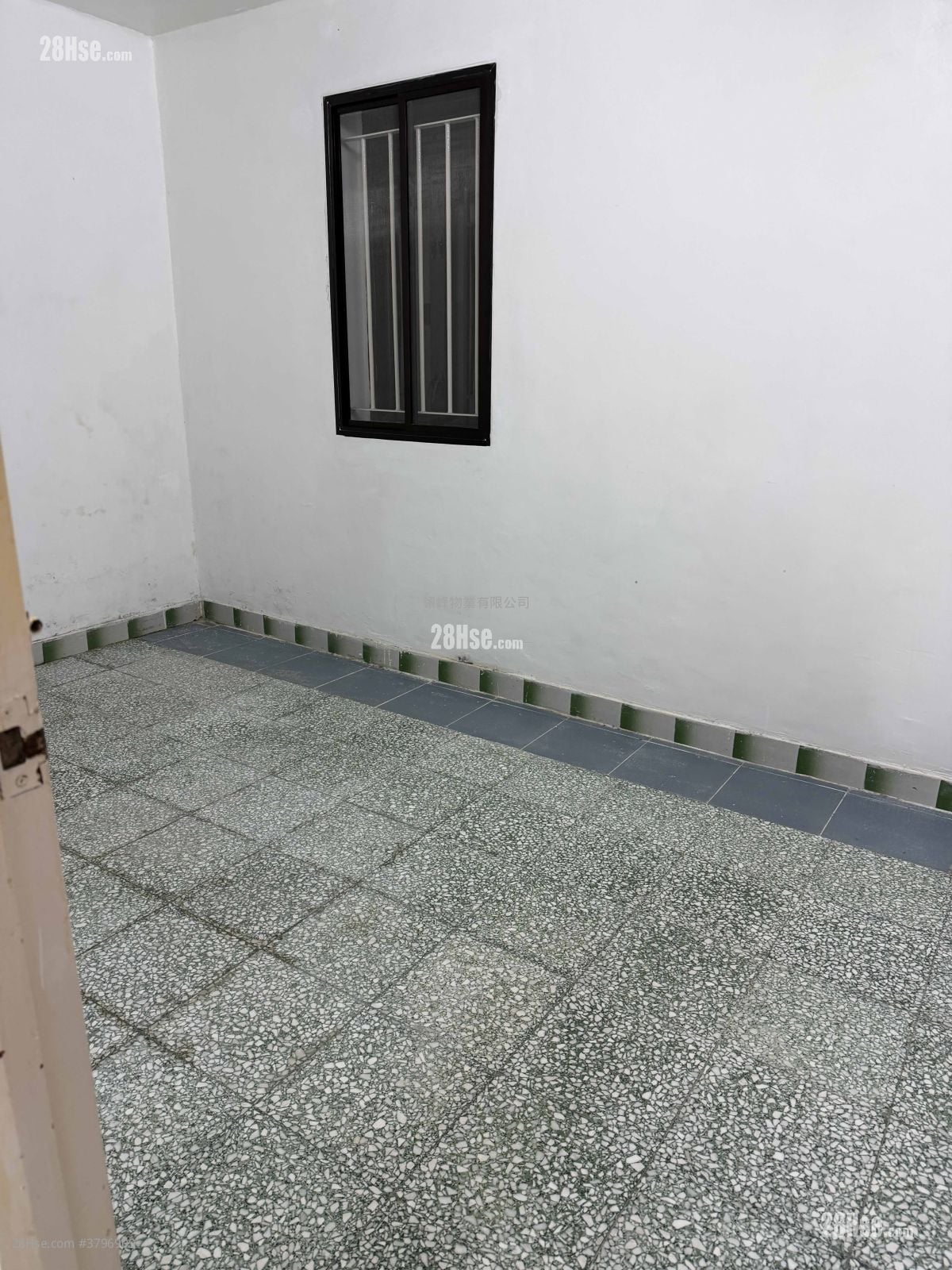 村屋 租盘 1 房 , 1 浴室 400 平方尺