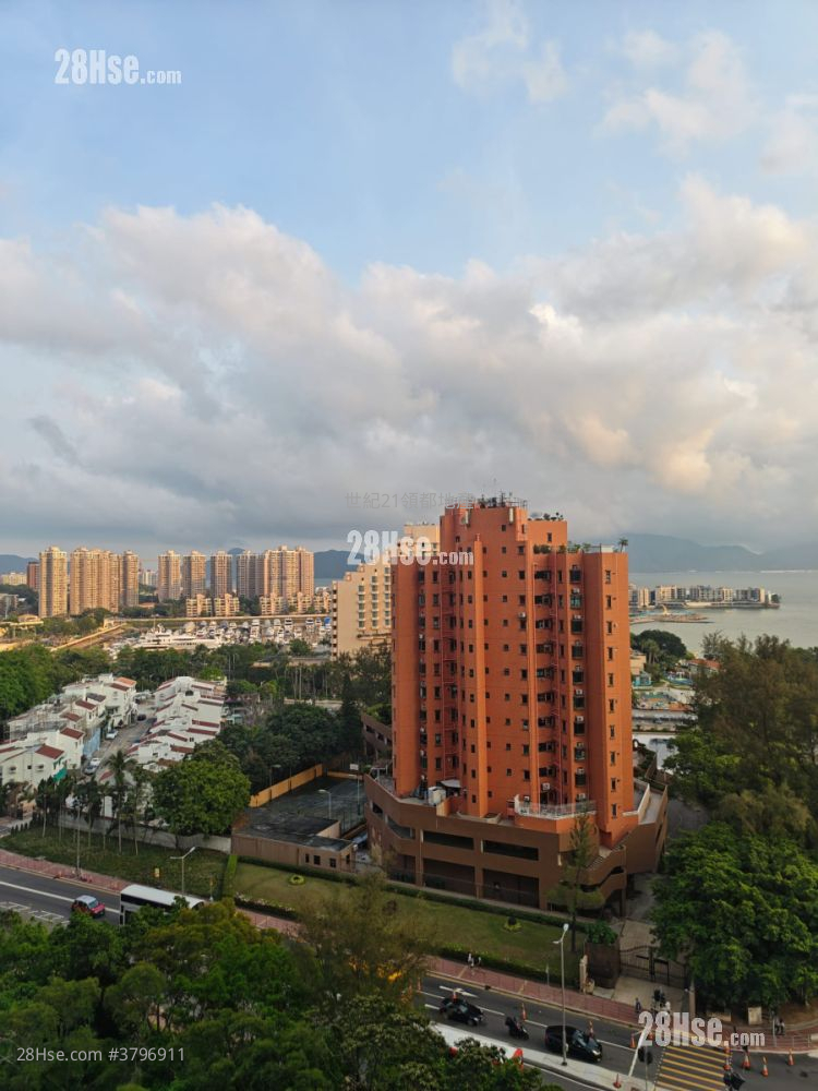 Gold Coast Bay Rental 1 Bedroom , 1 Bathroom 312 ft²