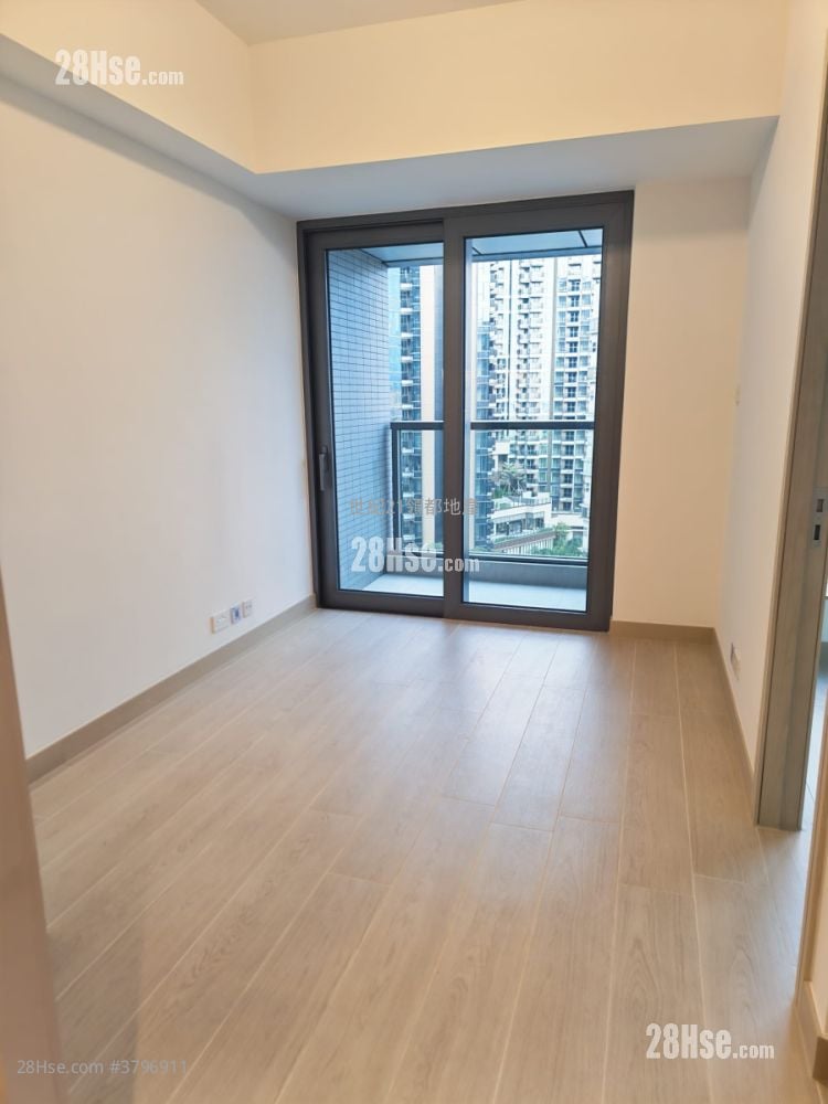 Gold Coast Bay Rental 1 Bedroom , 1 Bathroom 312 ft²