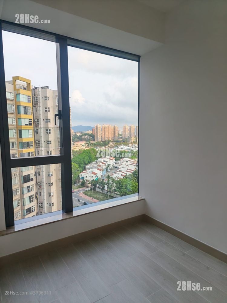 Gold Coast Bay Rental 1 Bedroom , 1 Bathroom 312 ft²