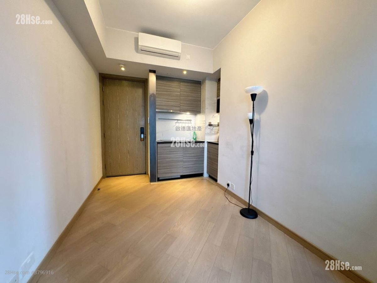 The Zutten Rental 1 Bathroom 191 ft²