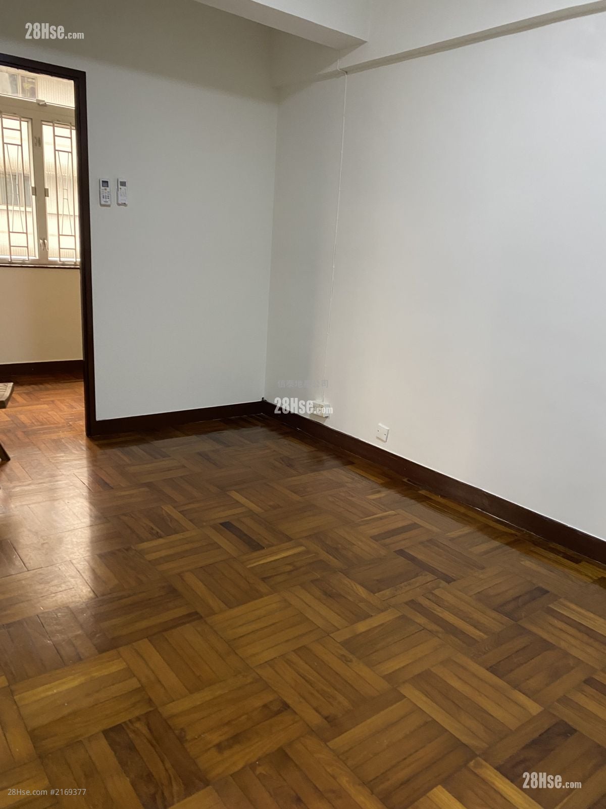 鸿辉大厦 租盘 2 房 , 1 浴室 335 平方尺