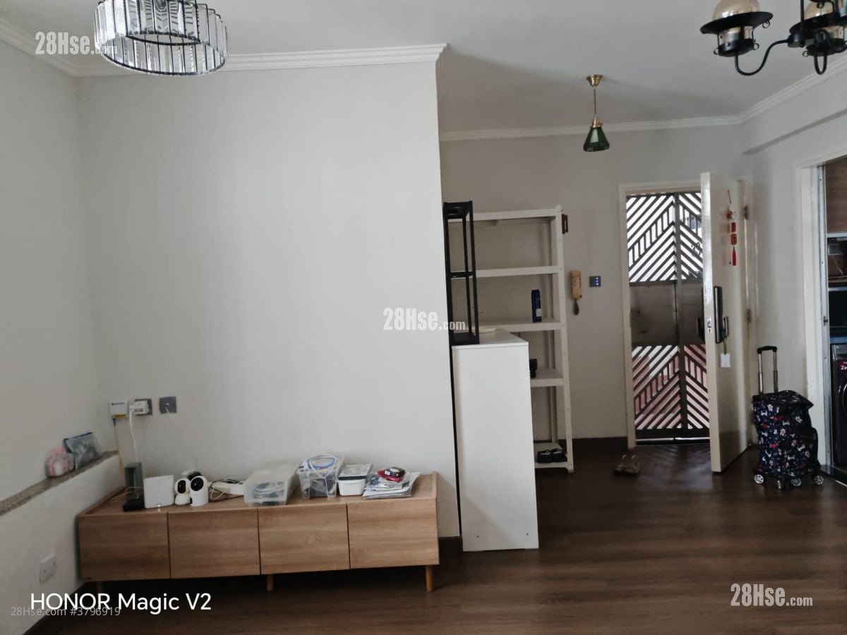 Tai Hing Gardens Rental 1 Bedroom , 1 Bathroom 447 ft²