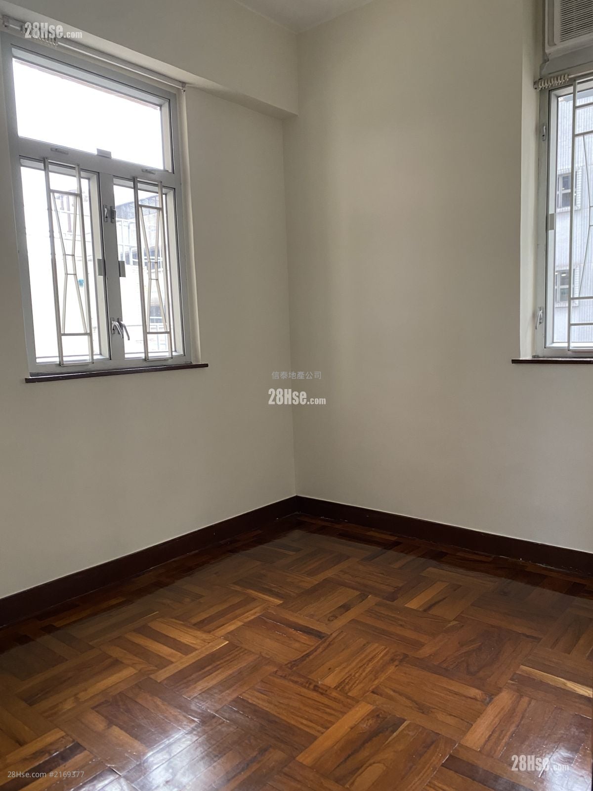 鸿辉大厦 租盘 2 房 , 1 浴室 335 平方尺