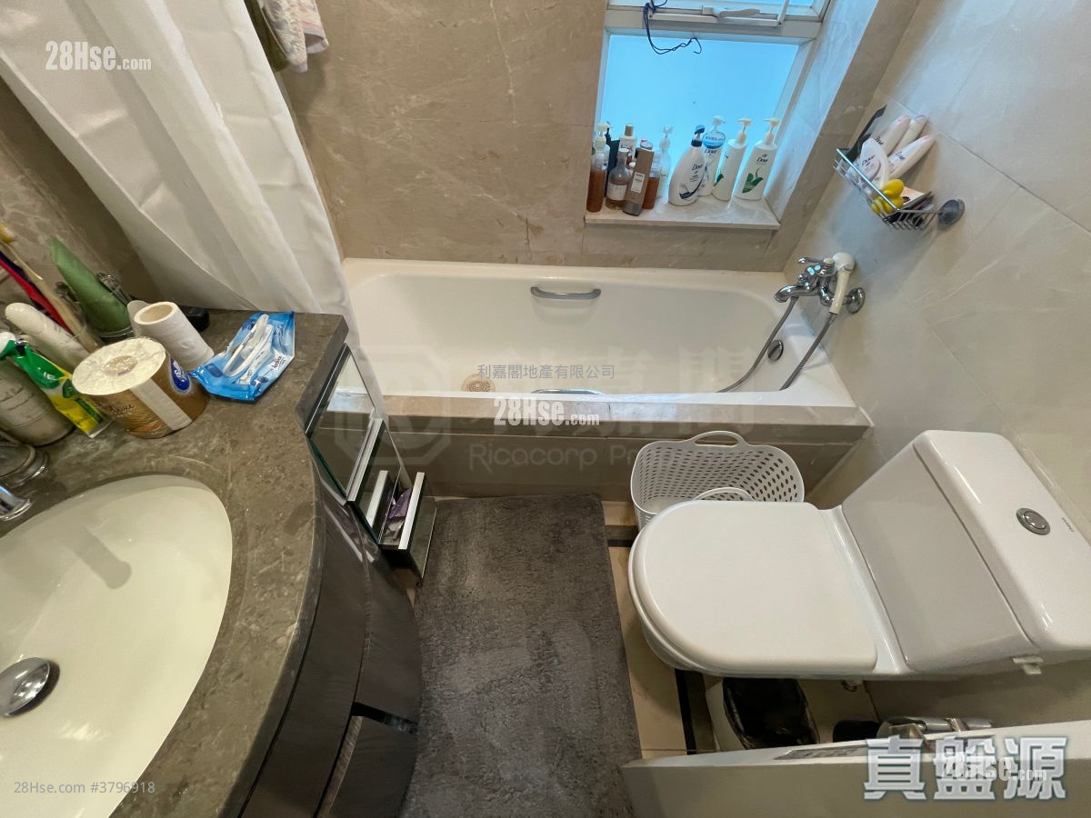 Le Prime Of Le Prestige Sell 4 Bedrooms , 3 Bathrooms 985 ft²