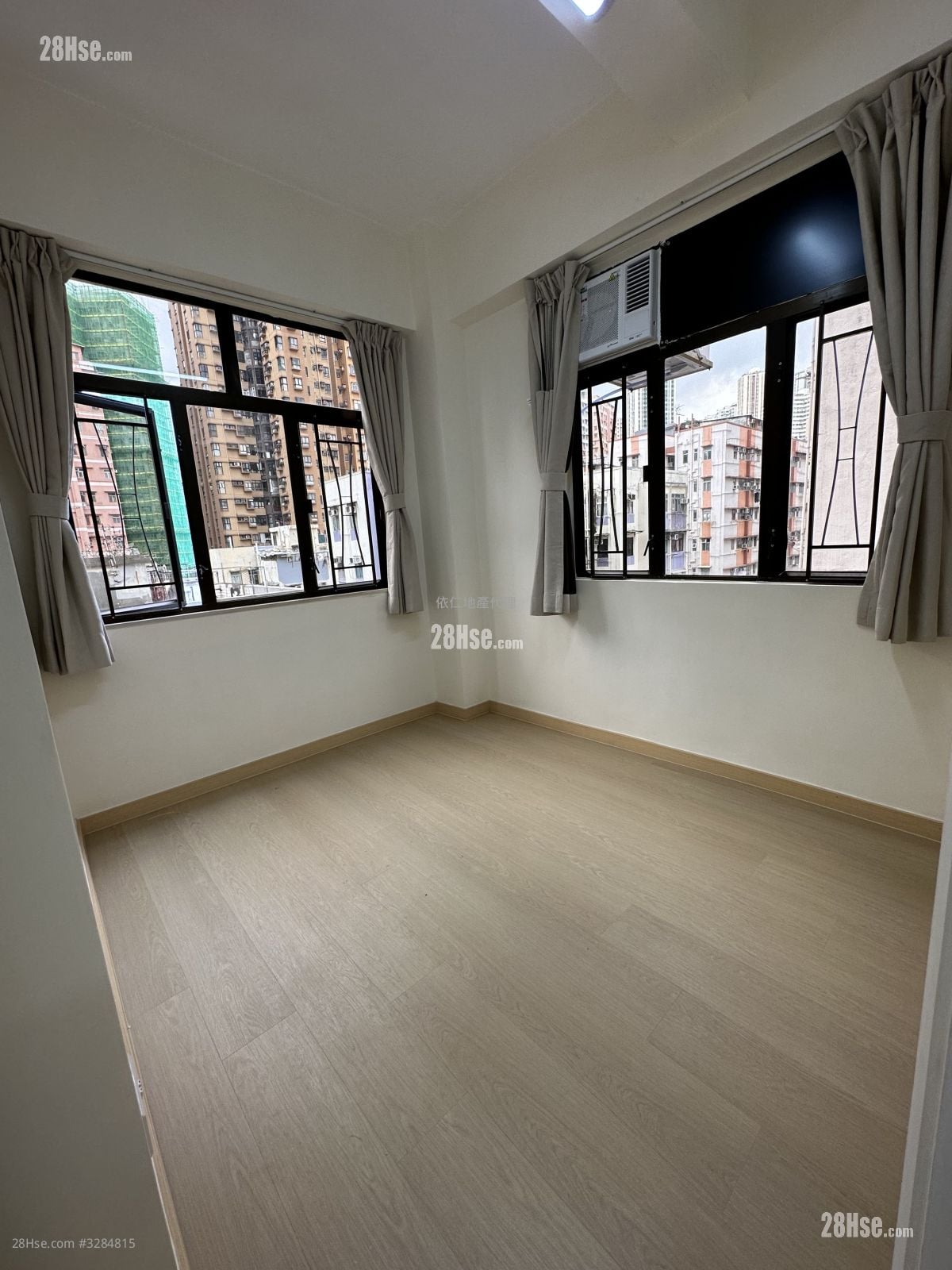 群星大厦 租盘 2 房 , 1 浴室 316 平方尺