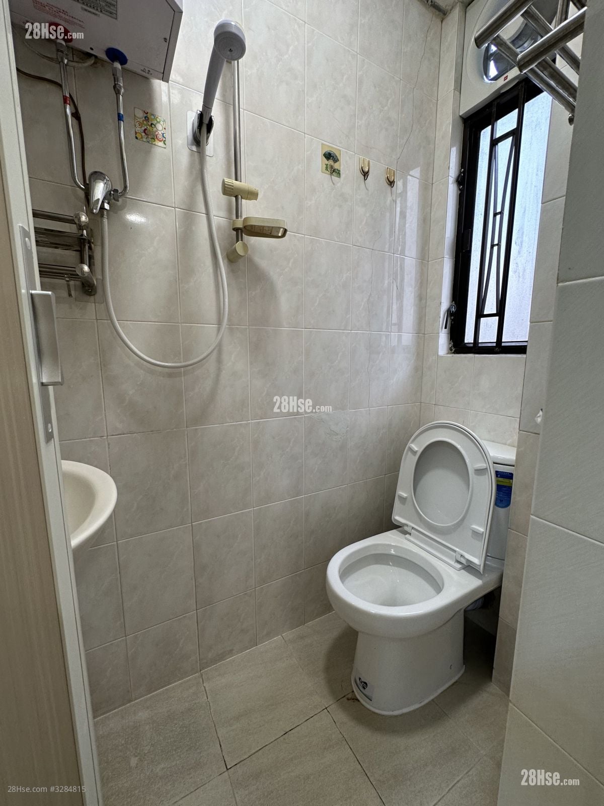 群星大厦 租盘 2 房 , 1 浴室 316 平方尺