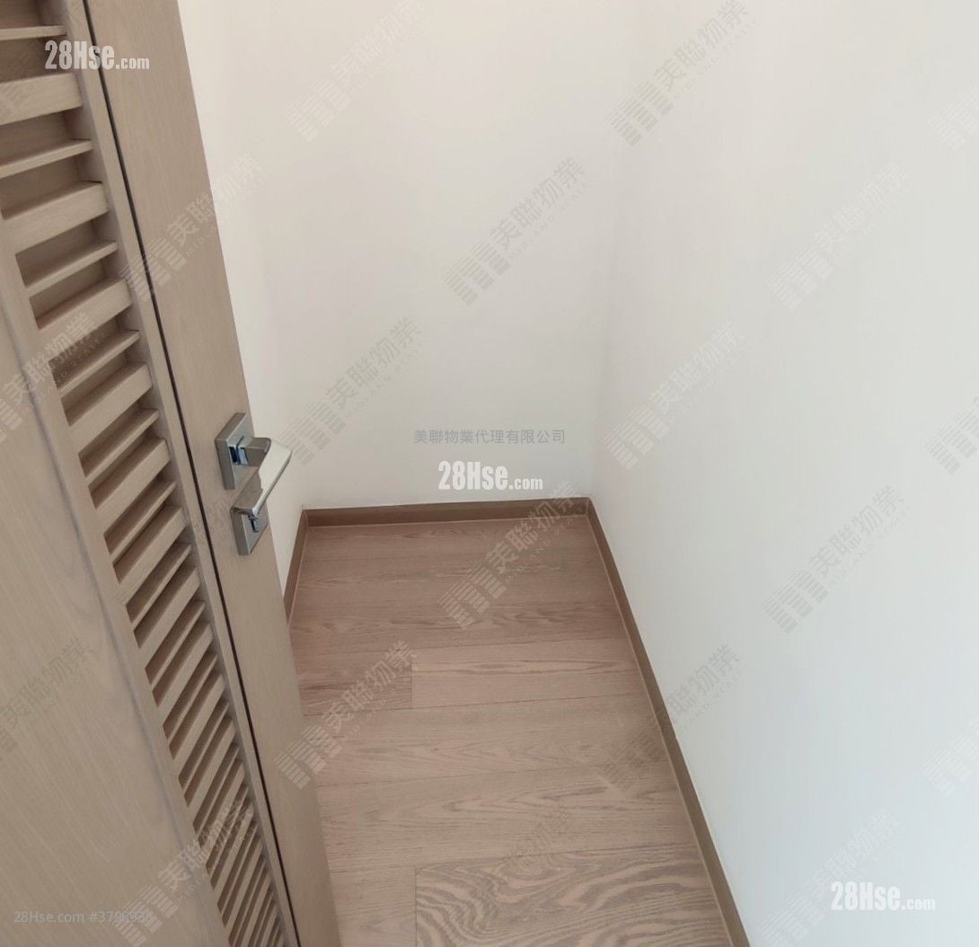 Seaside Sonata Sell 3 Bedrooms , 2 Bathrooms 786 ft²