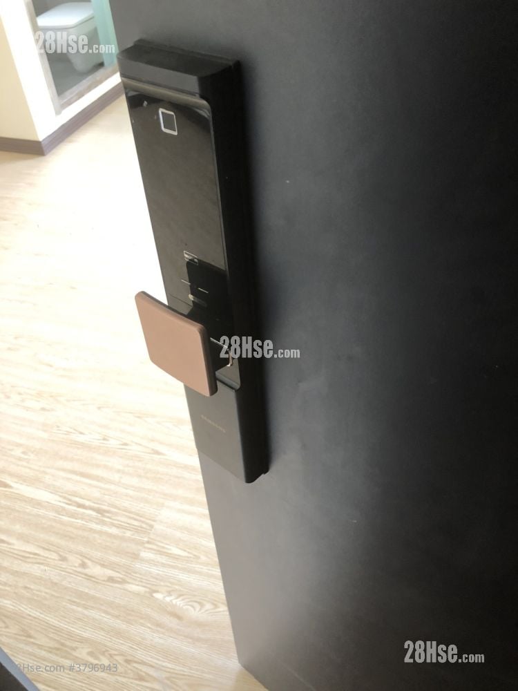 宏创方 租盘 1 房 , 1 厕所