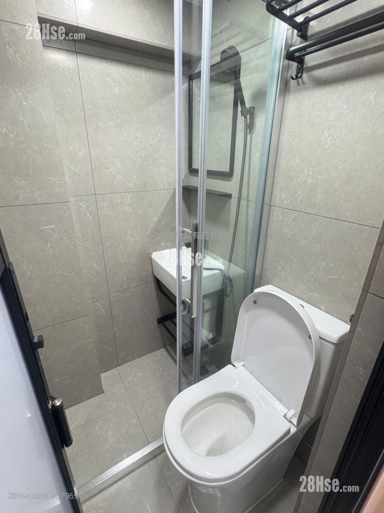 单幢楼房 租盘 1 浴室 140 平方尺