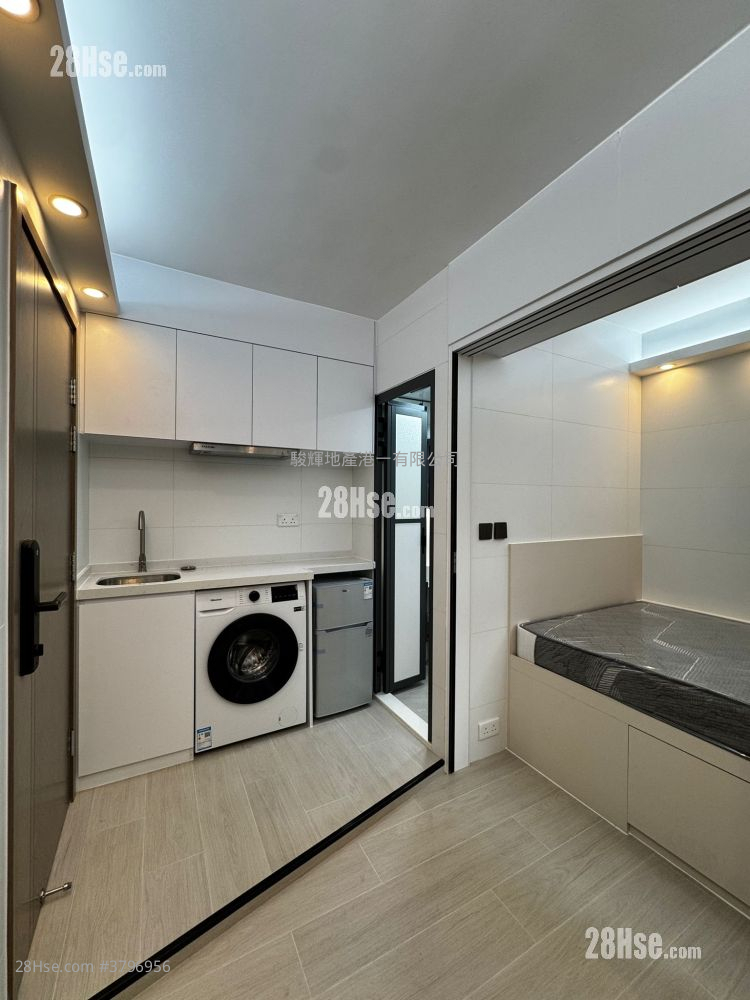 四海大厦 租盘 1 房 , 1 浴室 150 平方尺