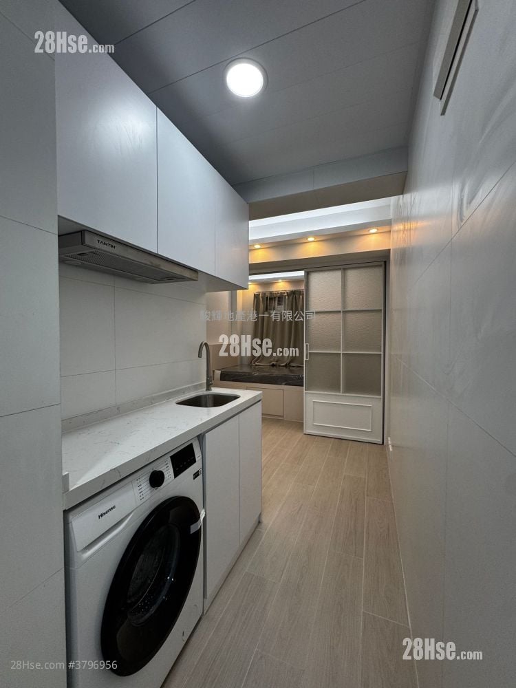 四海大厦 租盘 1 房 , 1 浴室 150 平方尺