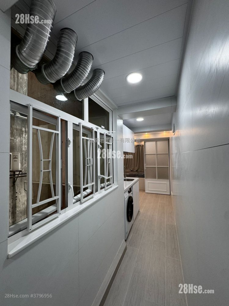 四海大厦 租盘 1 房 , 1 浴室 150 平方尺