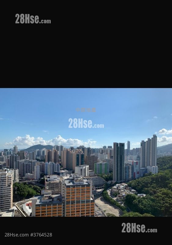 Ning Fung Court Sell 3 Bedrooms , 2 Bathrooms 650 ft²