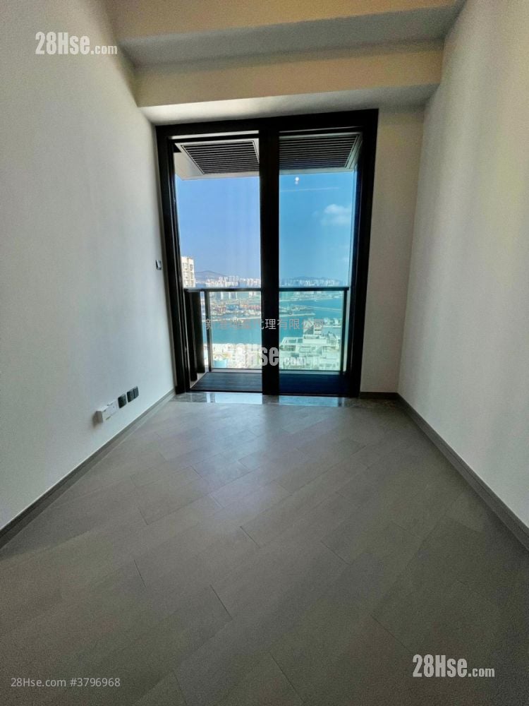 启岸 售盘 2 房 , 2 浴室 425 平方尺