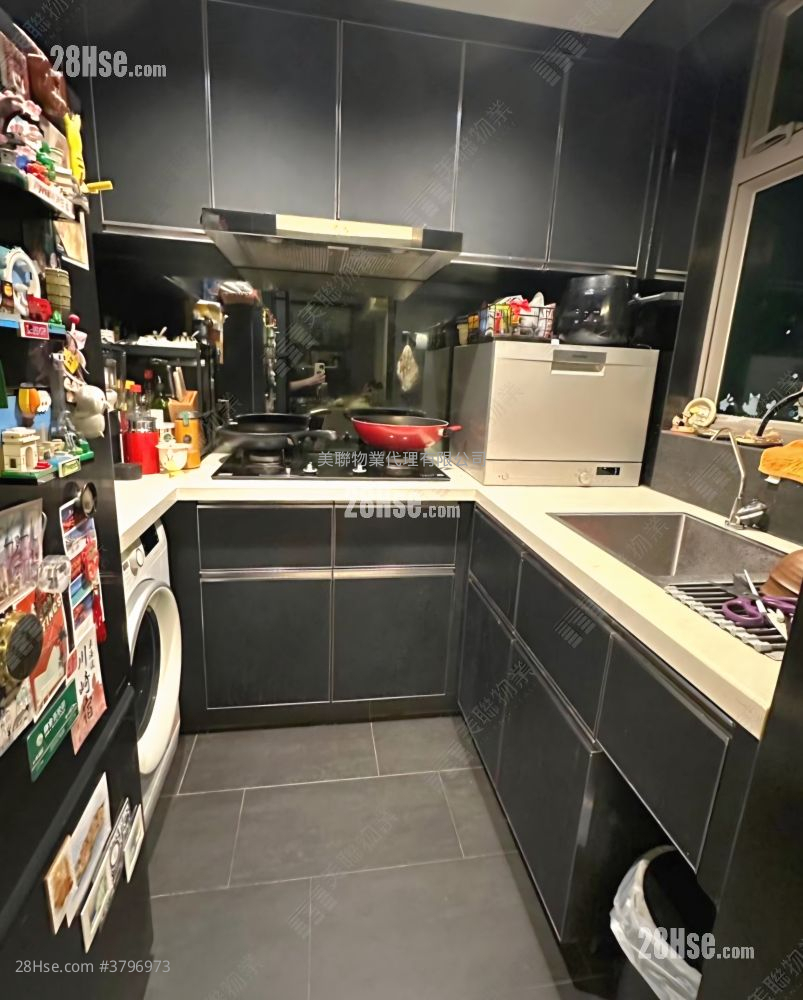 The Grandiose Sell 1 Bedroom , 1 Bathroom 456 ft²